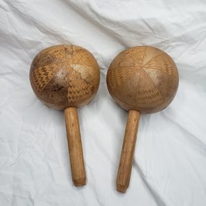 Folkart Maracas Puerto Rico Etched Gourds 9"